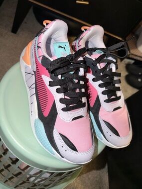 Puma Women’s Pink Black Aqua and Peach Colorblock Sneakers